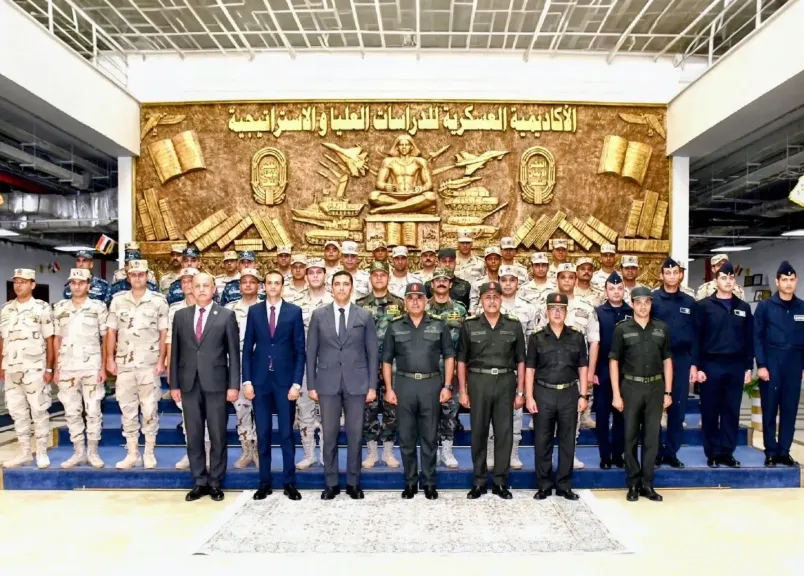 الأكاديمية العسكرية للدراسات العليا تنظم دورة تثقيفية بالقانون الدولي الإنساني للضباط غير القانونيين