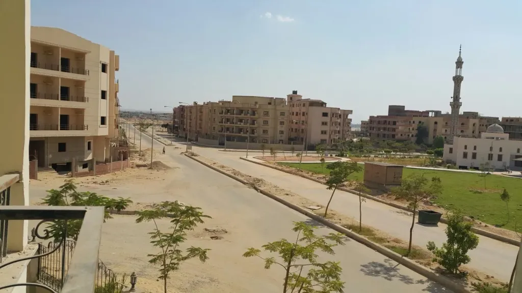 العبور الجديدة تطرح 24 محلًا ووحدة إدارية ومهنية للبيع بالمزاد العلني