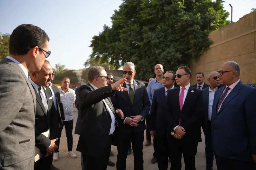 بقيمة 600 مليون جنيه.. النيابة العامة تسلم أرض ساحة المركبات بحي الدقي إلى محافظة الجيزة