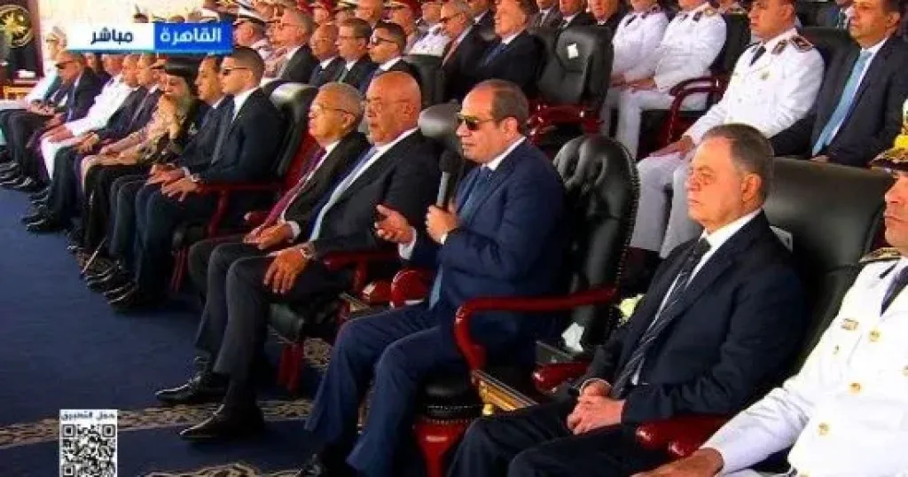 الرئيس السيسي يؤكد دور القوات المسلحة والشرطة في حماية الوطن