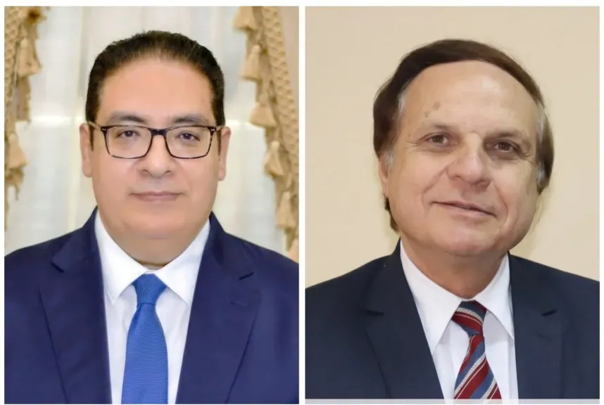 جامعة القاهرة تهنئ الأمين العام لرابطة الجامعات الإسلامية لنيله الدكتوراه الفخرية من جامعة باشن العالمية بأمريكا