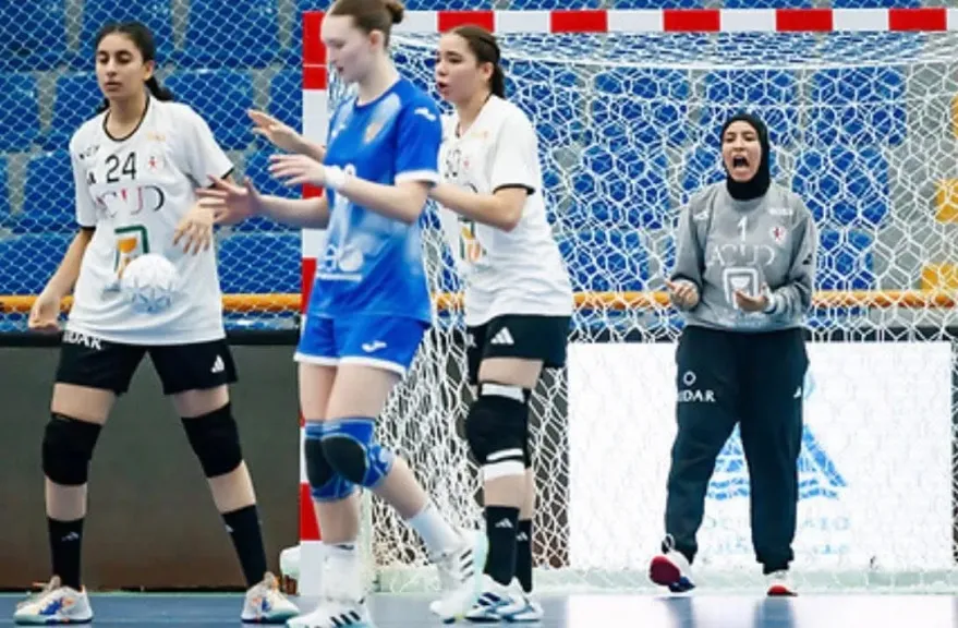 ناشئات مصر يصعقن سويسرا ثالث أوروبا في مونديال اليد