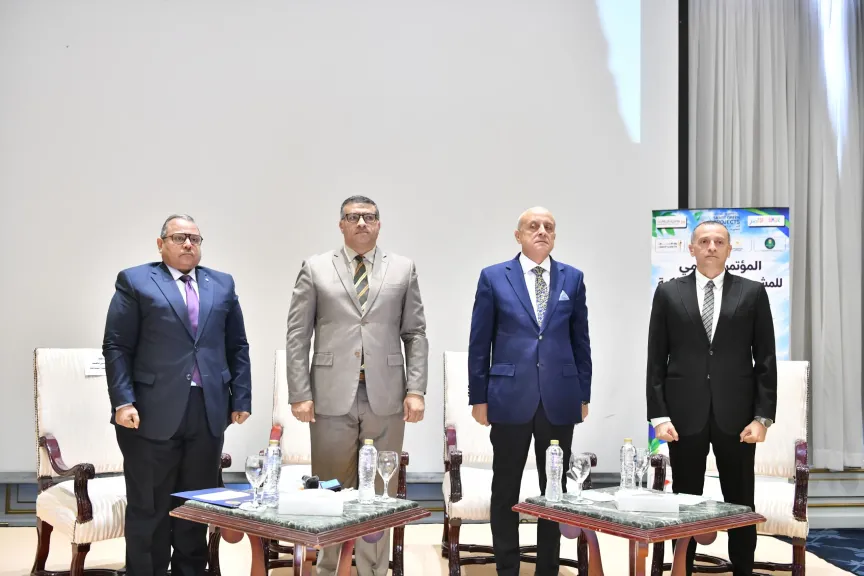 محافظ قنا يشارك بالمؤتمر الإقليمي لإعلان المشروعات الفائزة بالمبادرة الوطنية للمشروعات الخضراء الذكية بالأقصر
