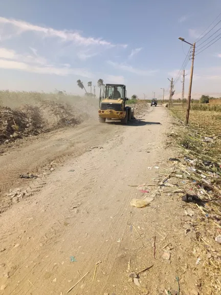 للحفاظ على المظهر الحضاري والبيئي ..رفع 70 طناً من القمامة والمخلفات الصلبة خلال حملات مكثفة بأبوتشت قنا ‏