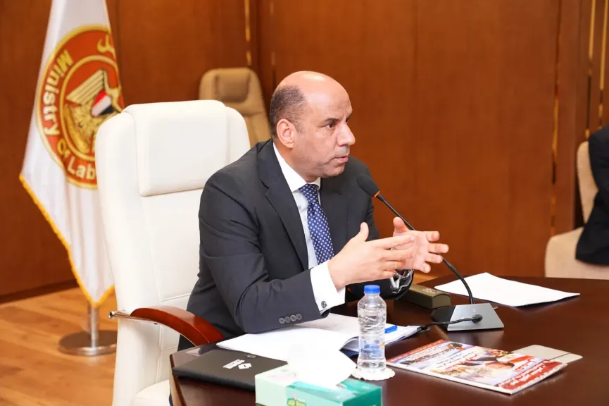وزير العمل يعلن: 6349 فرصة عمل في 46 شركة قطاع خاص بـ11 محافظة