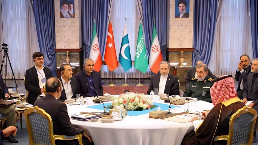 اجتماع طهران.. هشام حمدان: التحركات الدبلوماسية وحدها قد لا تمنع المواجهة|فيديو