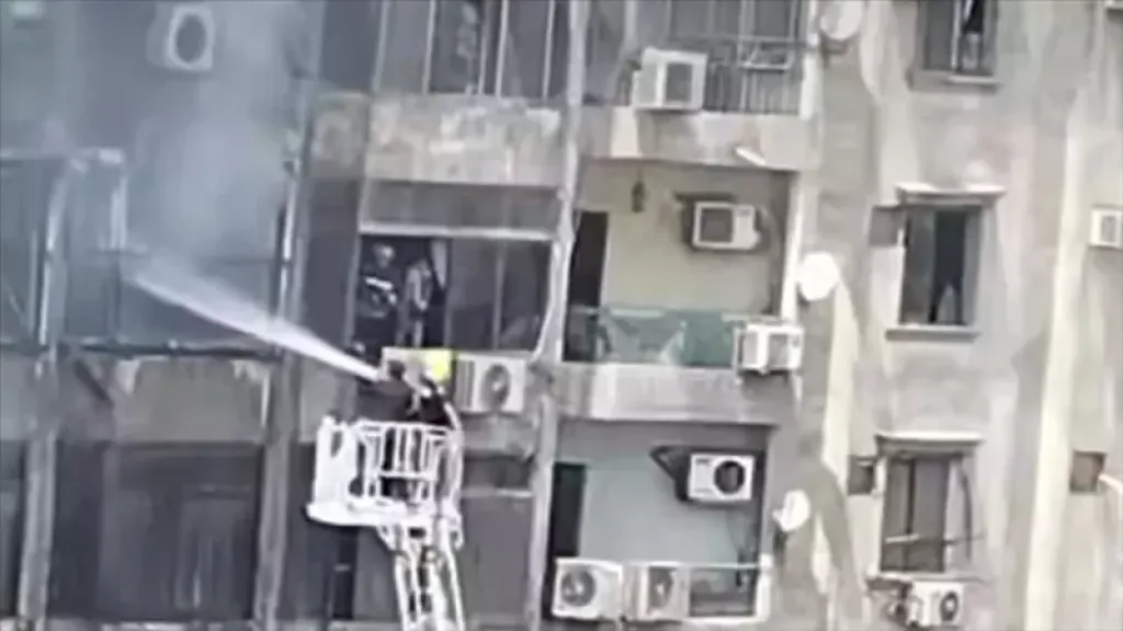 السيطرة على حريق اندلع داخل شقتين سكنيتين بالتجمع.. والحماية المدنية تكشف السبب