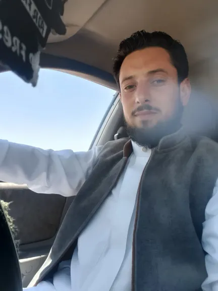 أحمد حسن العميري، الخبير السياحي