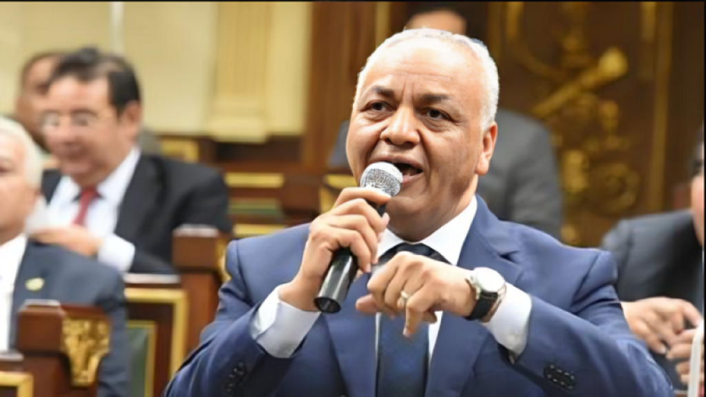 الشعب يقرر مصيره.. مصطفى بكري: لازم نلاقي طريق لاستمرار الرئيس السيسي|فيديو