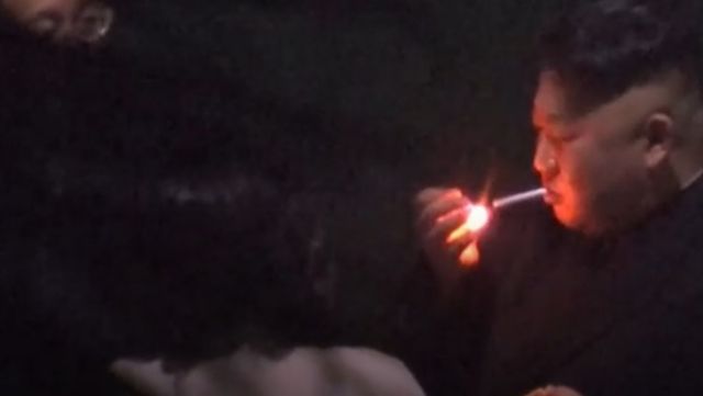 زعيم كوريا الشمالية يوقف القطار بسبب سيجارة