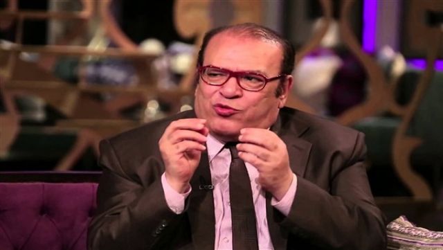 صلاح عبد الله بعد شائعة وفاته: مراتي اتخضت عليا.. (فيديو)
