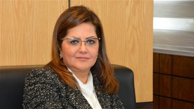 وزيرة التخطيط تبحث تعزيز التبادل التجاري مع مسئول مغربي