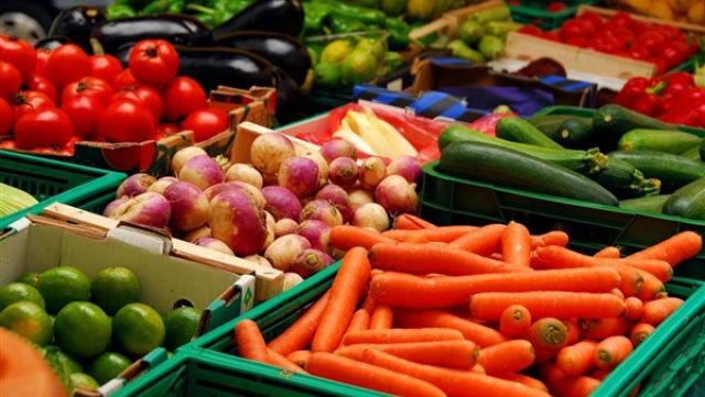 تعرف على أسعار الخضروات والفاكهة بالأسواق اليوم الأحد