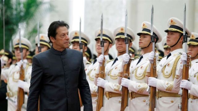 أزمة باكستانية أفغانية بسبب تصريحات عمران خان