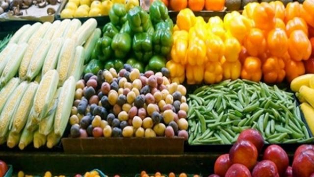 ننشر أسعار الخضروات والفاكهة بالأسواق اليوم السبت
