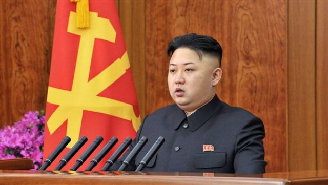 زعيم كوريا الشمالية يرفع درجة الاستعداد القتالي للجيش