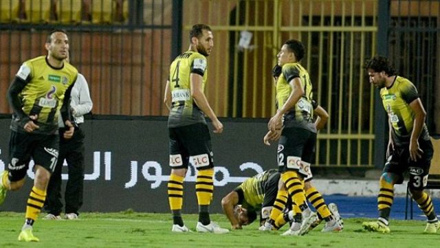المقاولون العرب يُحفز لاعبيه قبل موقعة الأهلي