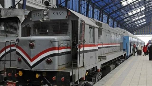 وزارة النقل تقرر تحويل قطار أبو قير إلى خط كهربائي