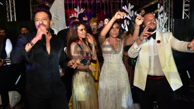حماقي يشعل زفاف نجل ماجد المصري وسط رقصات النجوم والمشاهير (صور)