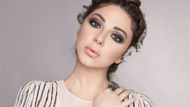 ميريام فارس بالأبيض في أحدث جلسات تصويرها