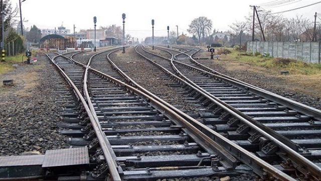 النقل: مكافأة 750 جنيهًا للعاملين بـ «خدمات السكة الحديد»