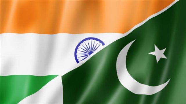 كشمير تشعل الفتنة من جديد بين الهند وباكستان