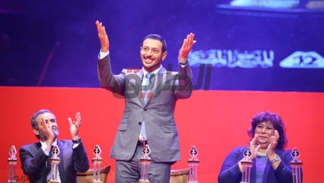مصطفى شعبان وكمال أبورية في ختام مهرجان المسرح القومي