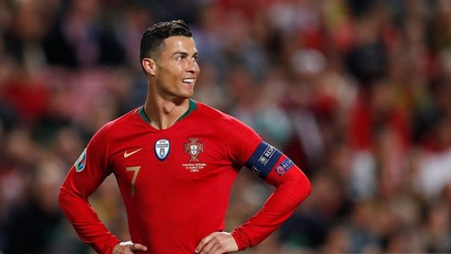 رونالدو في ورطة مع البرتغال أمام صربيا في تصفيات يورو 2020