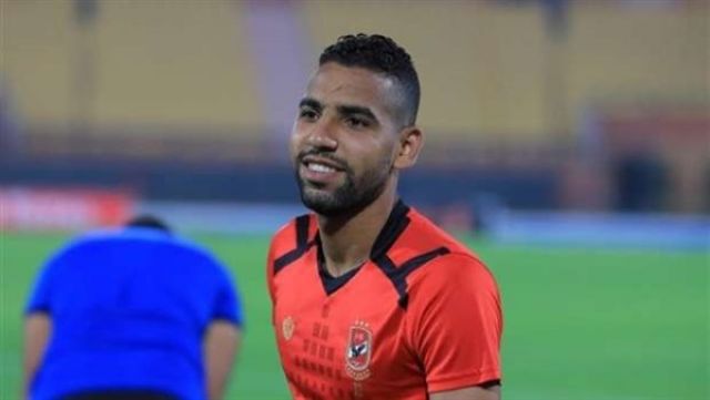 جماهير الأهلي تهتف لمؤمن زكريا