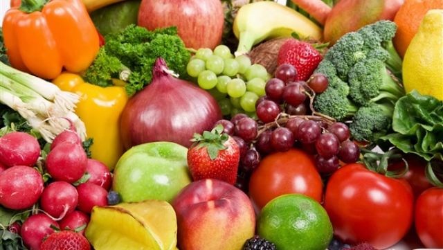 تباين أسعار الخضروات والفاكهة اليوم الأربعاء