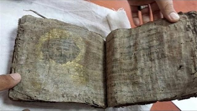 على ورق البردي.. إنجيل مصري قديم يشعل حربًا بين بريطانيا وأمريكا