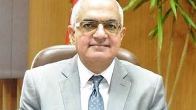 جامعة المنصورة: إلزام كل طالب بمحو أمية مواطنين اثنين