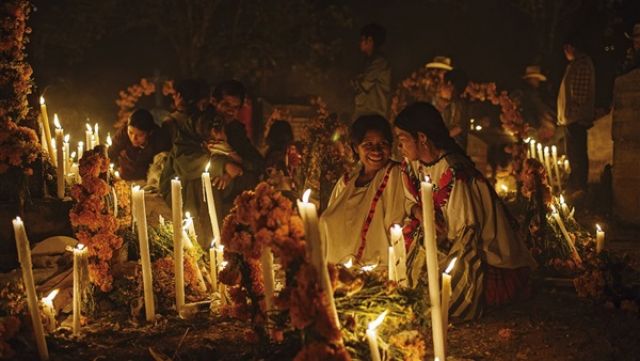 باحث يرصد طقوس الاحتفال بيوم الموتى في المكسيك (صور)