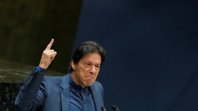 رئيس وزراء باكستان يرفض ضغوط المتظاهرين للاستقالة من منصبه