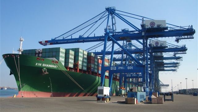 ميناء دمياط يستقبل 11 سفينة للبضائع العامة والحاويات خلال 24 ساعة