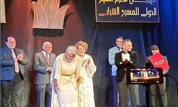 تكريم سوسن بدر بمهرجان شرم الشيخ للمسرح الشبابي