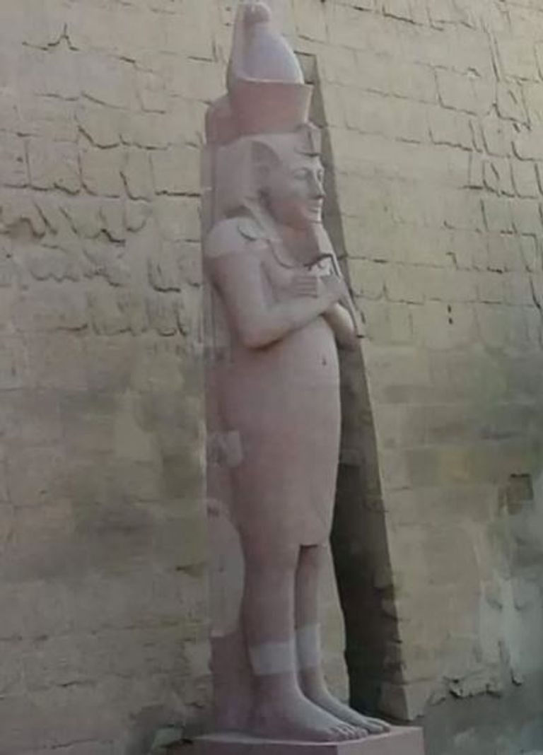 تمثال رمسيس الثاني 